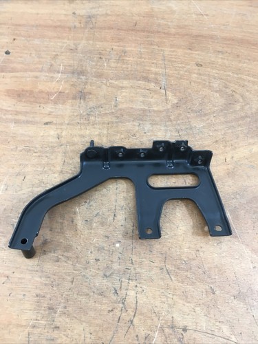 Engine cover support bracket - engine,