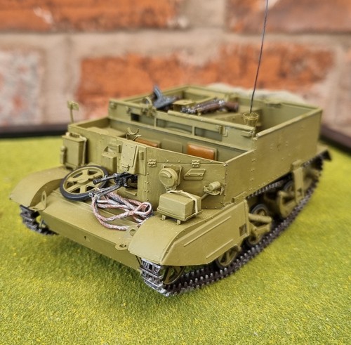 Built painted 1 35 - built, 1/35