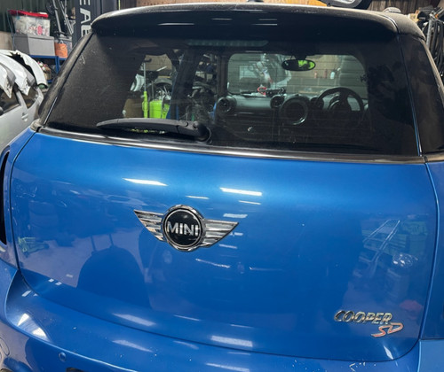 Mini countryman boot lid - mini,