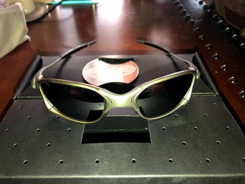 1999 oakley metal tio2 - x,