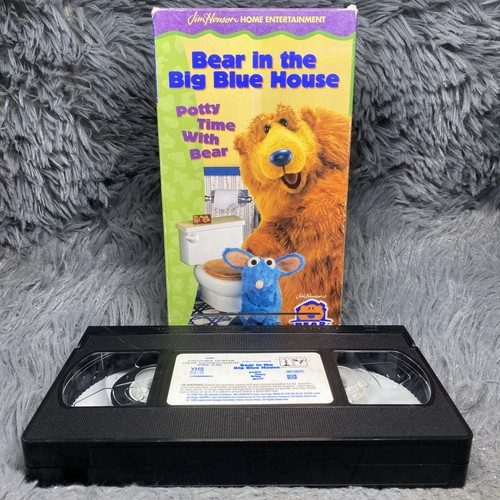 Bear the big blue - big, house