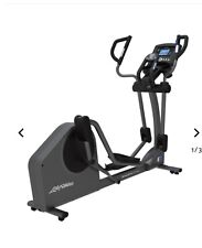 Boxed new Life Fitness E3 Elliptical cross trainer 