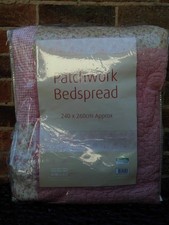 Dunelm pink/green quilted