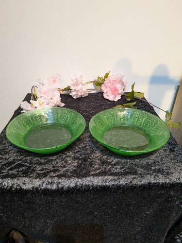 Uranium green glass bowls - bowls, art