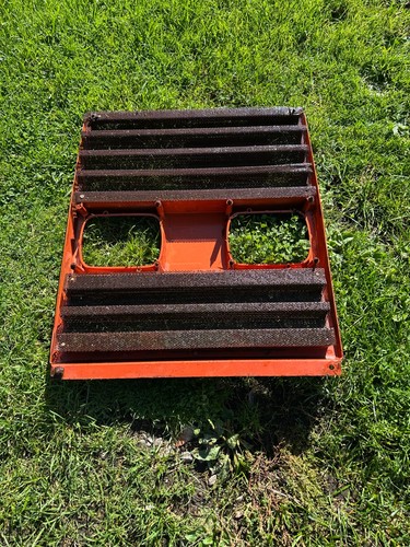 Fiat tractor front grill - fiat,