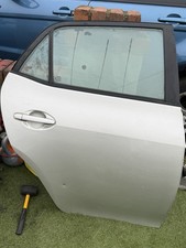 TOYOTA AURIS 2007-2010 DOOR