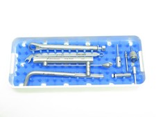 Straumann Implant Kit w/