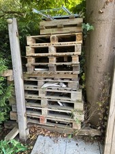 Wooden Pallets Multiple