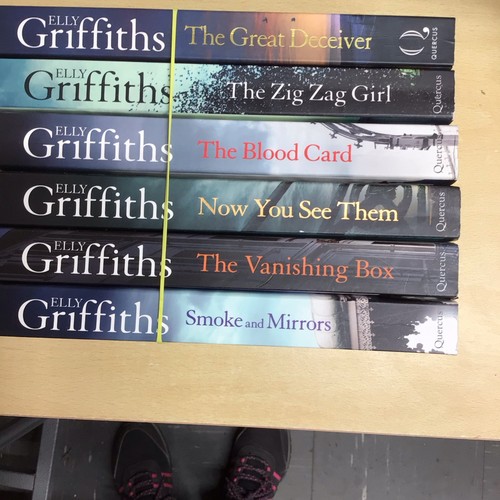 Elly griffiths book bundle - book,