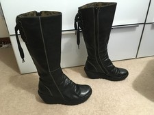 Fly London Ladies Leather Knee