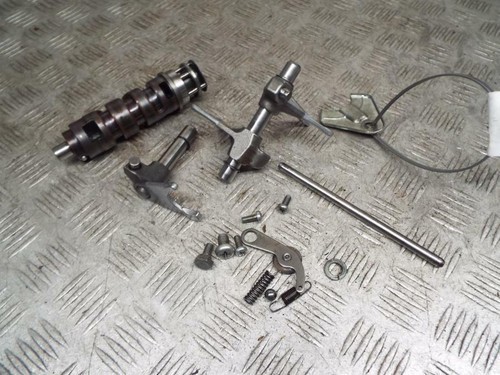 Yamaha dt175 1974 1976 - a, b