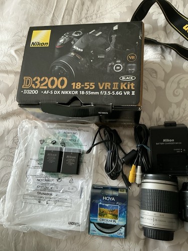 Mint condition nikon - condition, 3200