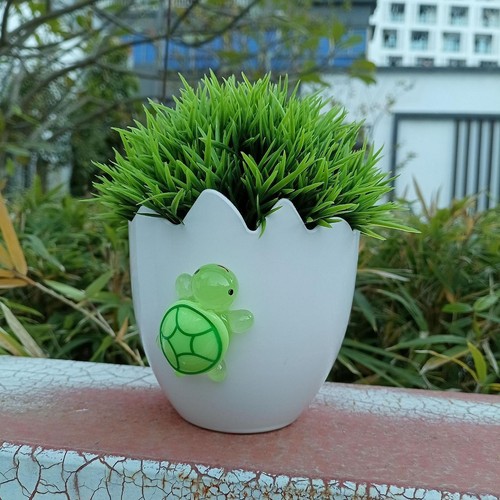 White eggshell plant pot - white,