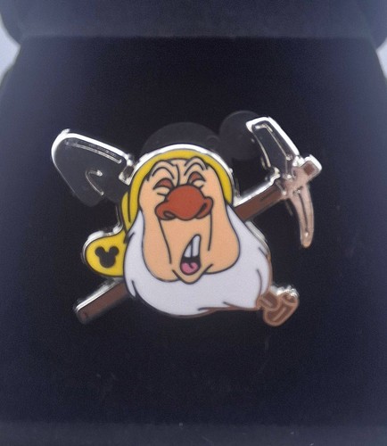 Disney sneezy snow white - -,