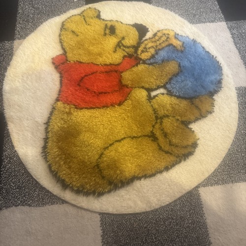 Winnie the pooh rug vintage - winnie,