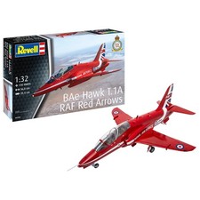 Revell Red Arrows BAE Systems Hawk T.1A RAF Acrobat Plane Model Kit 1:32 04284