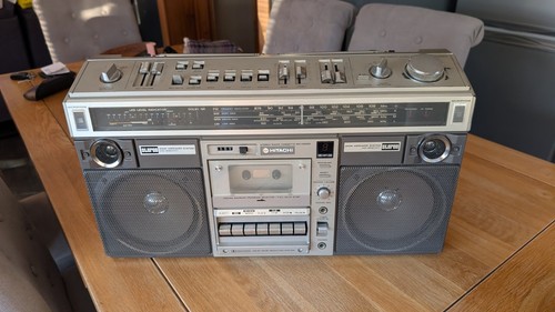 Hitachi trk 8190e vintage - hitachi,