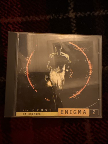 The cross changes - cross, enigma