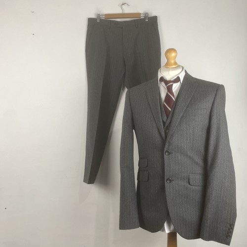 Next piece suit men 40l - 3,