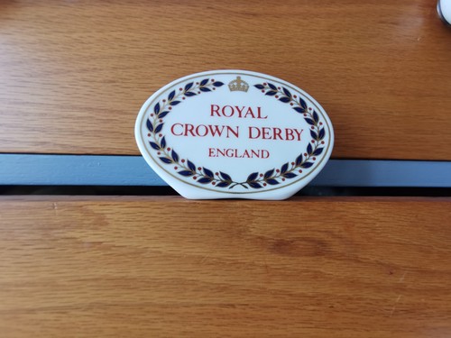 Rcd royal crown derby fine - crown,