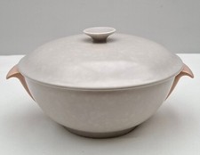 Poole Pottery Twintone Seagull