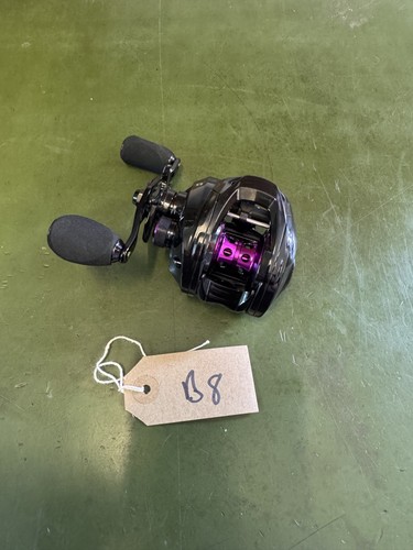 Okuma scorpio baitcaster reel - okuma,
