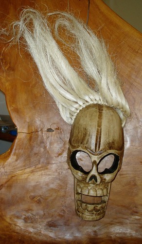 Wooden skull mask - ,, white