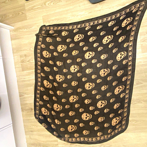 Alexander mcqueen skull print - alexander,