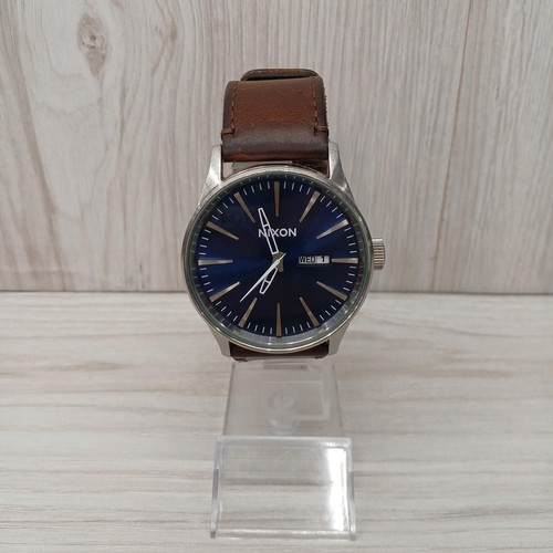 Nixon quartz never belate used - never,