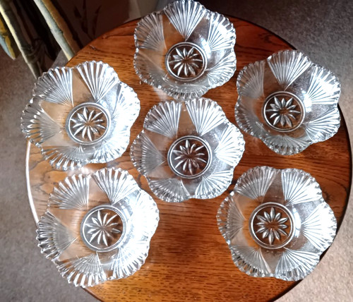 Vintage glass dishes fan - glass,