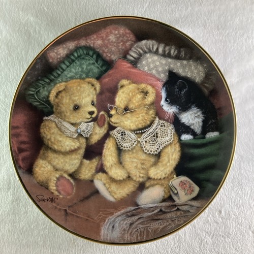 Bear facts plate sue - plate, willis