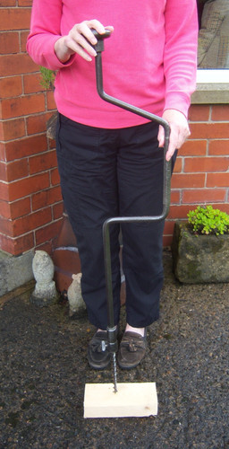 Vintage large brace and bit - large,