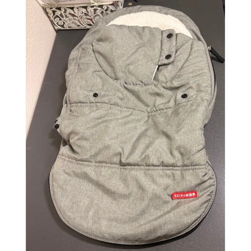 Skip hop stroll car seat - stroll,