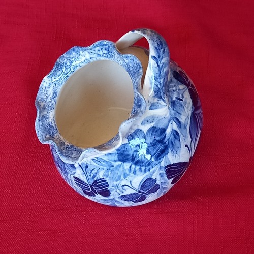 Stunning gwili pottery blue - stunning,