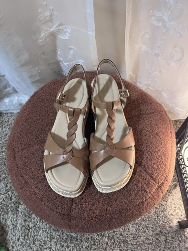 Clarks women sandals size 10 - women's,