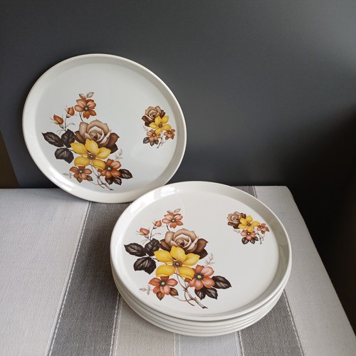 Royal tudor ware dinner - royal,