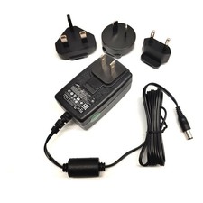 Switching AC Adapter for