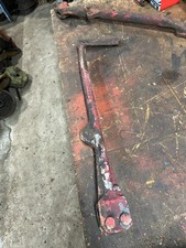 Case International B250 B275