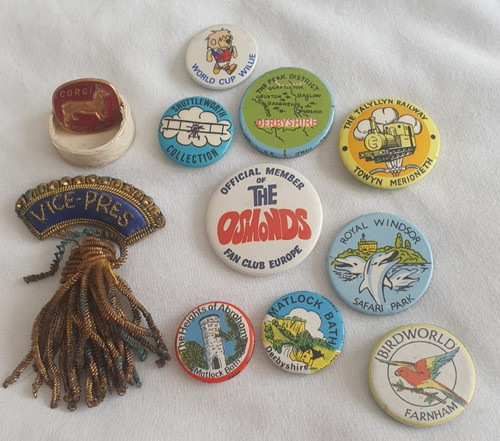 Small lot badges inc - lot, of