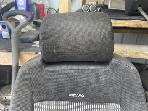 Recaro head rest - mk4, golf