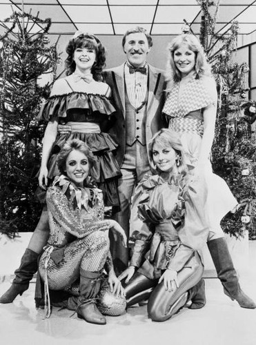 Bruce forsyth dolly dealers - dolly,