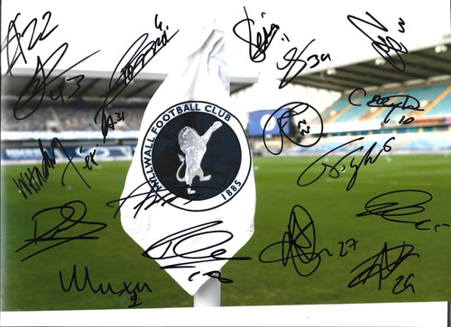 Millwall signed crest - 25/26,