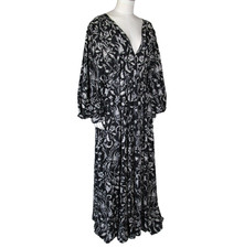 Sz XL La Femme en Noir