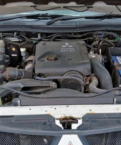 2011 mitsubishi l200 4d56 - 2011,