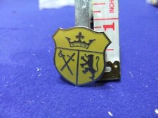 vtg badge coat of arms crest shield crown swords lion rampant souvenir royal 