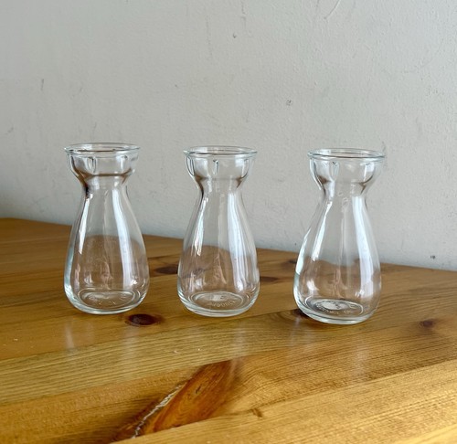 Trio glass bud - of,