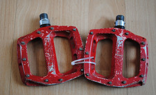 DMR V12 Flat Pedals Red xc