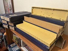 Hornby-Dublo (3 Rail) Platform Extensions With Wall; length 11.5 ins 