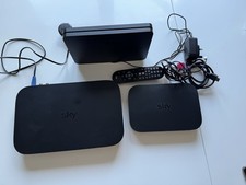 Sky Q Bundle: 1TB UHD Main Box
