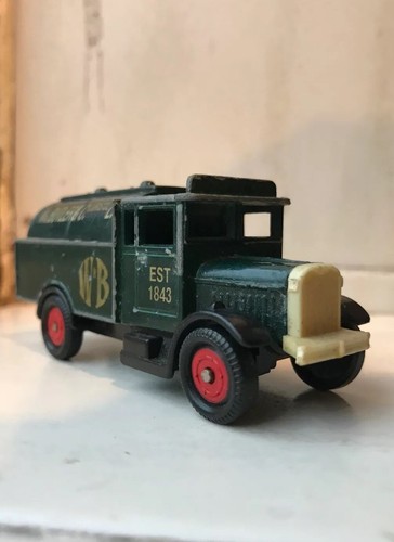 Corgi diecast metal morris - metal,